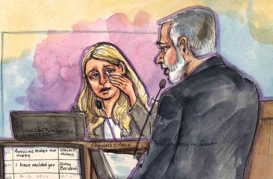 Elizabeth Holmes: Theranos whistleblower testifies against ex-boss