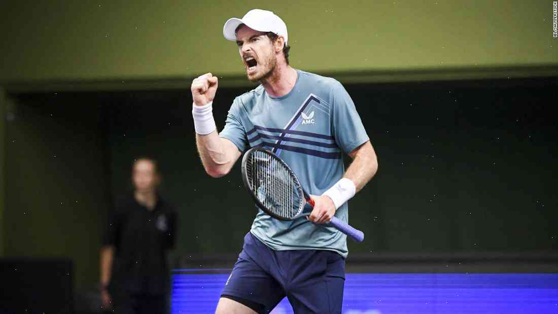 Andy Murray’s slow start gets better against Roger Federer