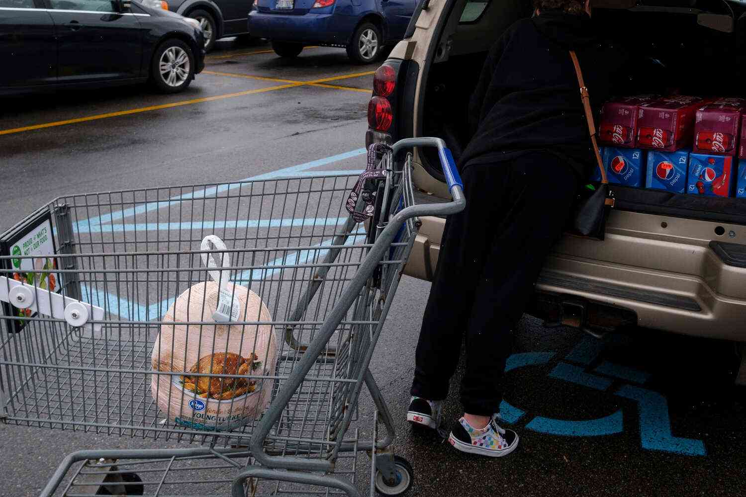 American inflation breaks 3 percent mark in October